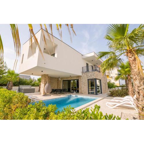 Villa FGstar