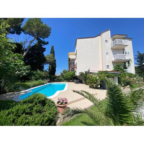 Villa Flora