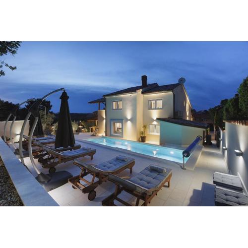 Villa Forest Bay near Pula for 8 people - only 300 meters from the beach