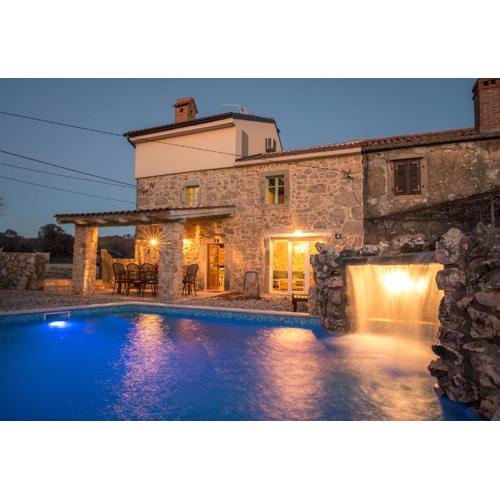 Villa Garica