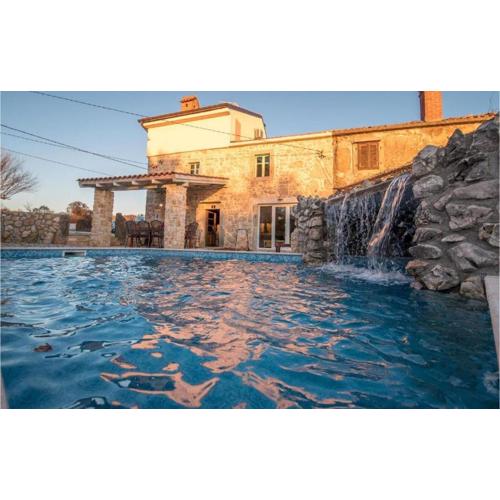Villa Garica