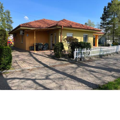 Villa Gracia Patince