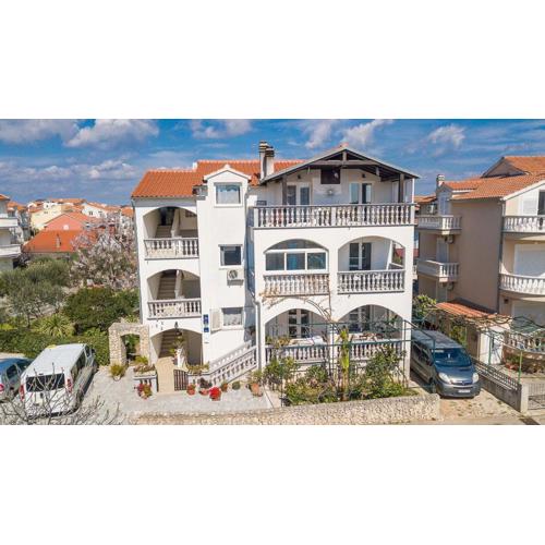 Villa Grey Stone