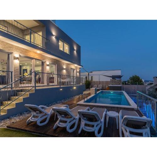 Villa Hedonist
