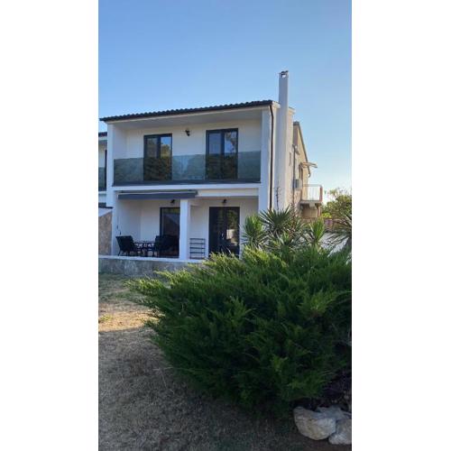 VILLA HOLIDAY