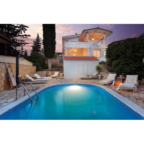 Villa Hvar with pool