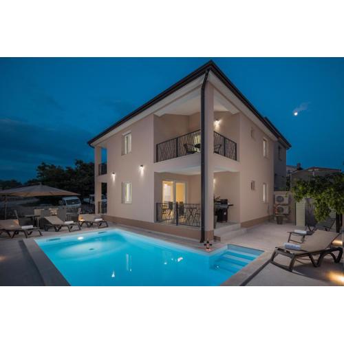 Villa IN
