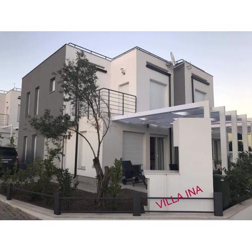 Villa INA