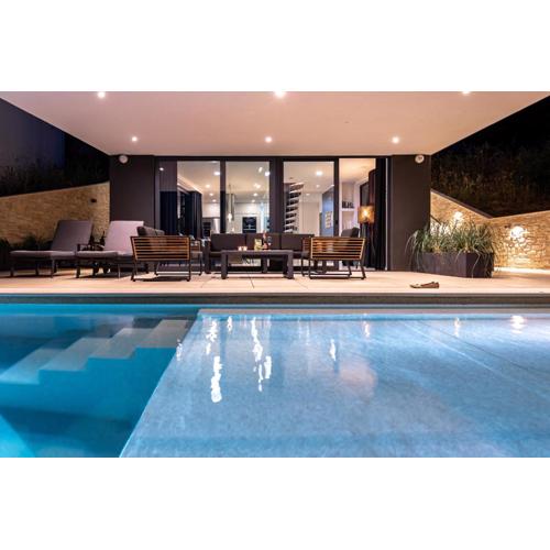 Villa Infinity - Luxurious seaview Villa with enchanting Pool