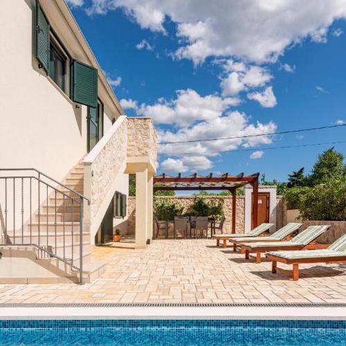Villa Ivo ZadarVillas