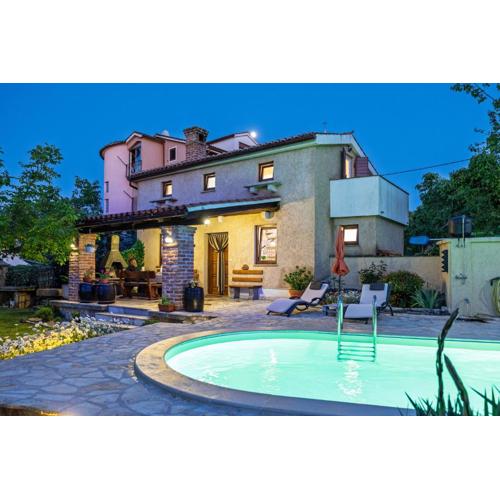 Villa Ivona with pool