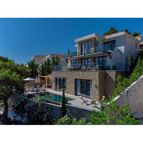 Villa Ivy - an award winning beachfront villa on the island of Brac near Split