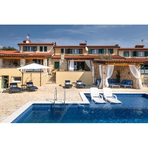 Villa Kalista Istriana for 10 people with private pool & sea view