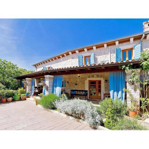 Villa Kažun with private pool and two gardens