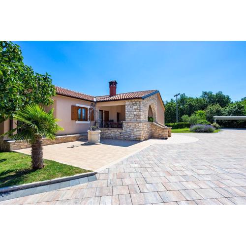 Villa Križanci