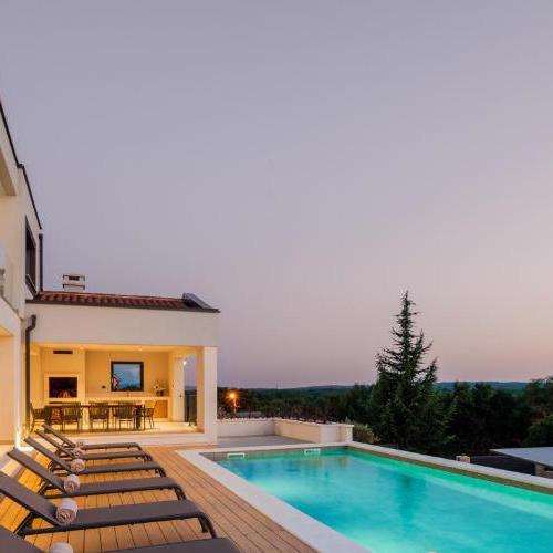 Villa La Guardia Istria *****