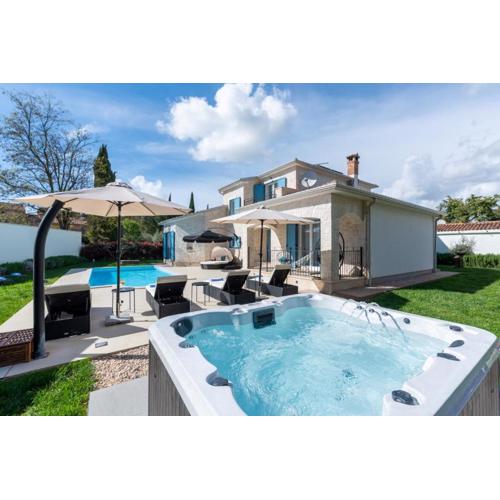 Villa LaDora