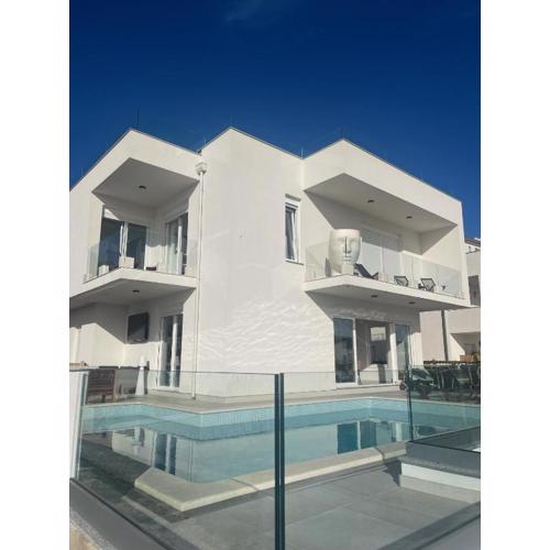 Villa Lady A