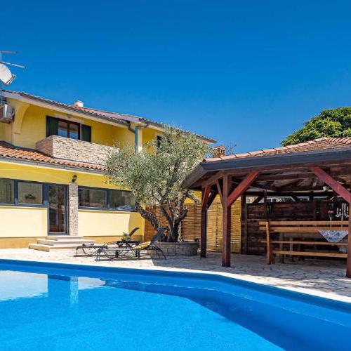 Villa Lara