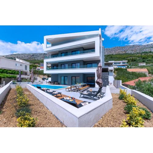 Villa Leona xxl