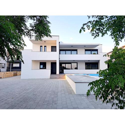 Villa Leptirić