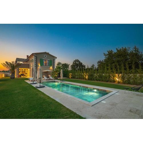 Villa Linnelle seaview- Rovinj, heated pool