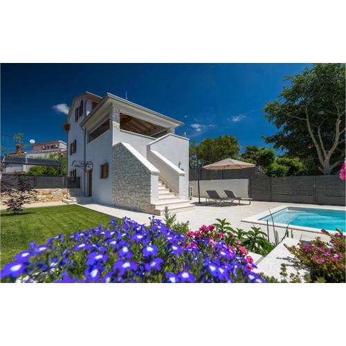 Villa Lora