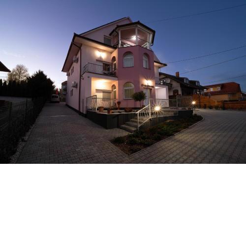 Villa Lotus