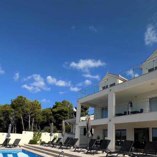 Villa Lovisa - 4 star villa with pool and amazing sea view