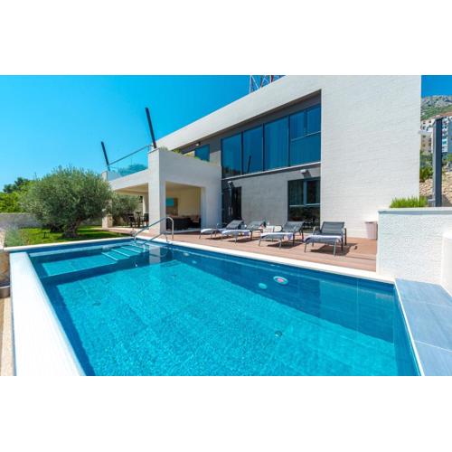 Villa Lu sea view & SPA