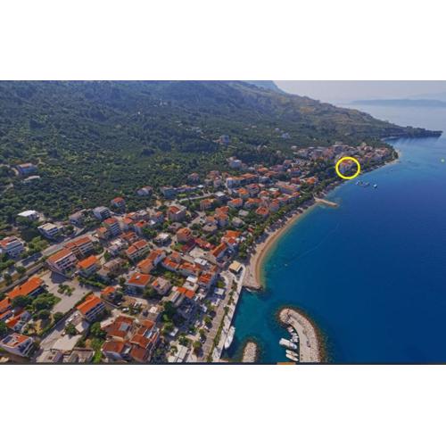 Villa LUCY Tucepi, beachfront