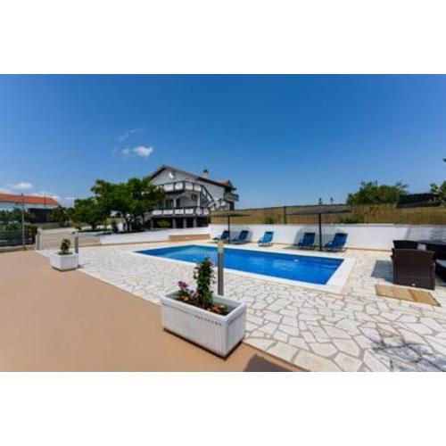 Villa Luka