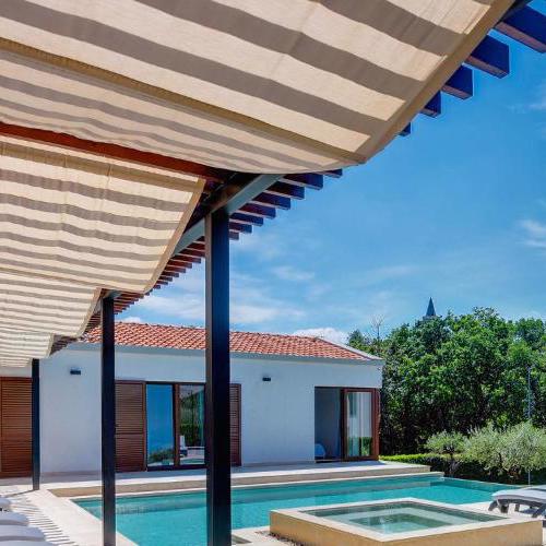 Villa Luna Bianca by Interhome