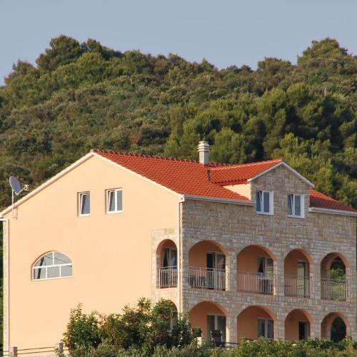 Villa Lunaris
