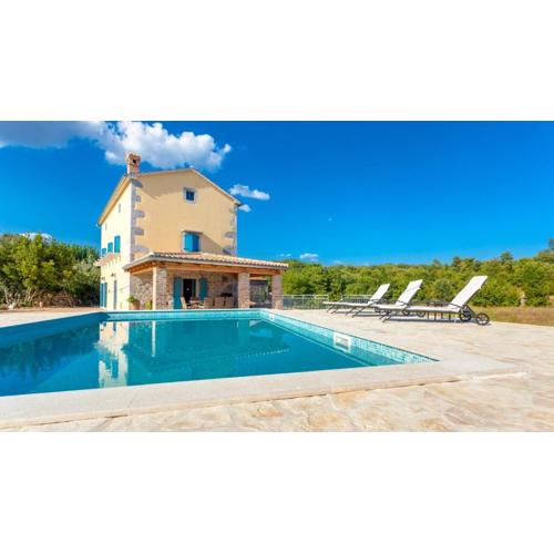 Villa Lusa