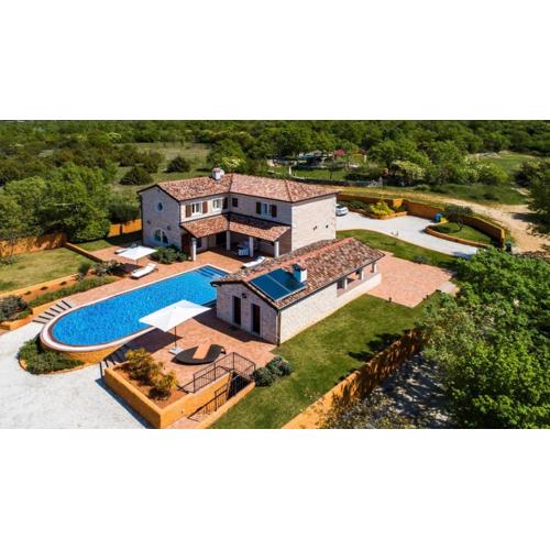 Villa Luxoria Ema