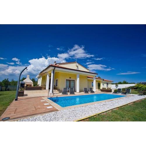 Villa MAGGIE