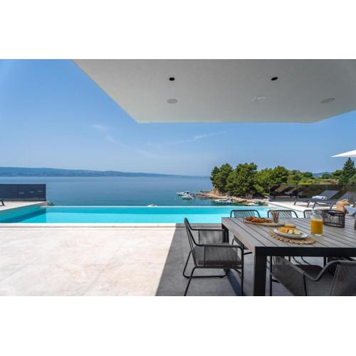 Villa Magma