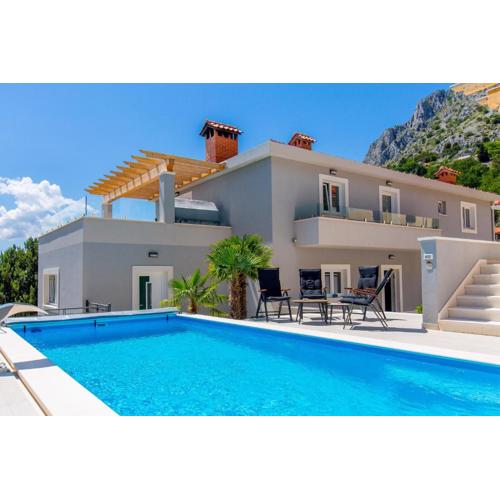 Villa Majestic Vista - Private Pool