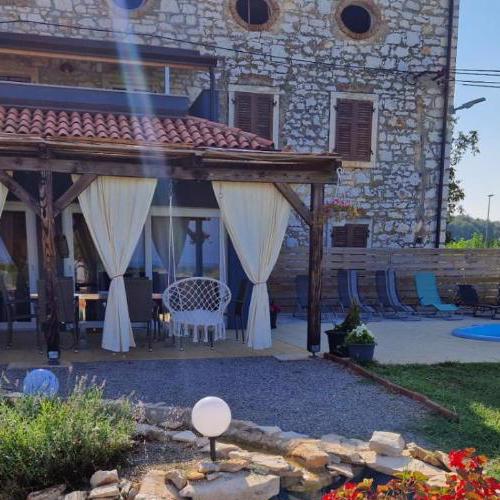 Villa Makale