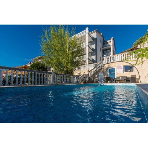 Villa Mara