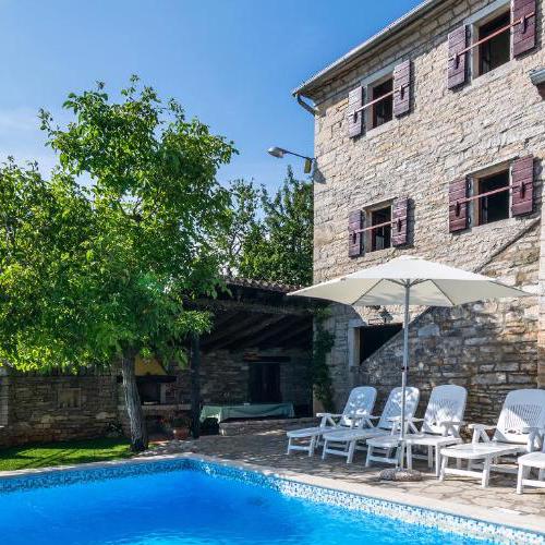 Villa Maria