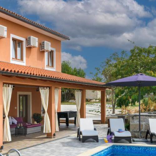 Villa Mateo