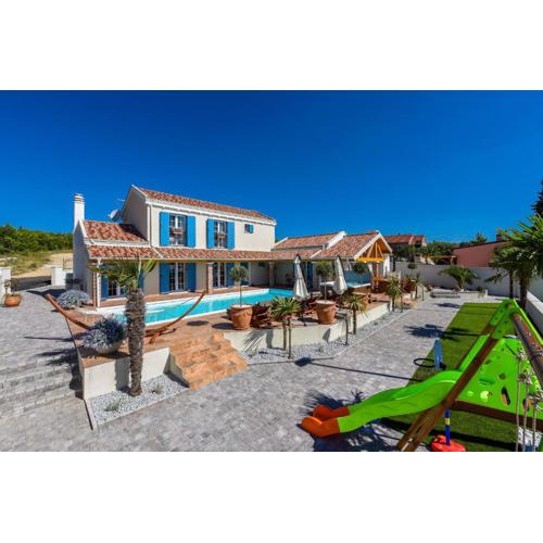 Villa Mek ZadarVillas