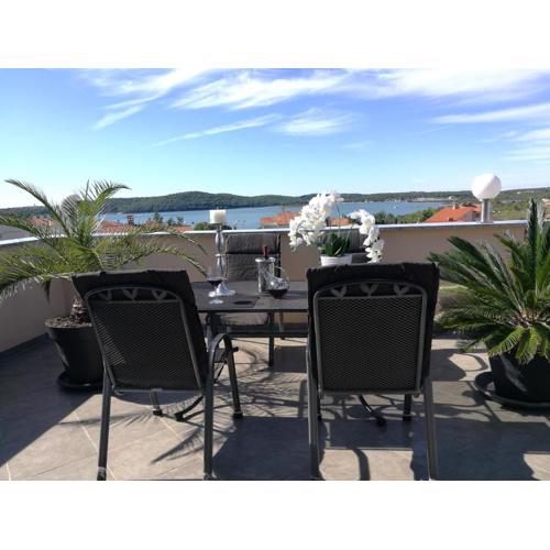 Villa Meli - Apartments mit Meerblick