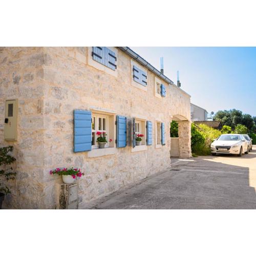 Villa Mendula -Orebic by Villas Guide