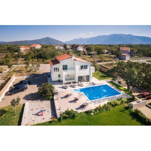 Villa Mery