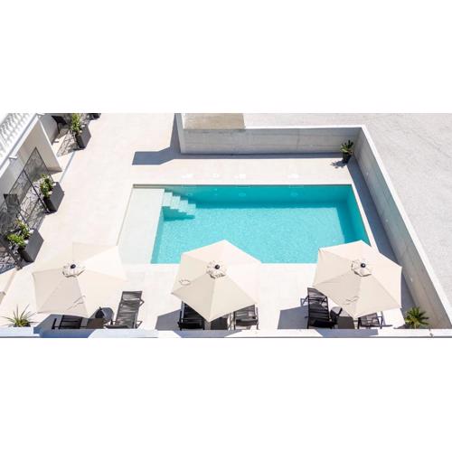 Villa Mia - Moderne Oase mit Meerblick und Pool