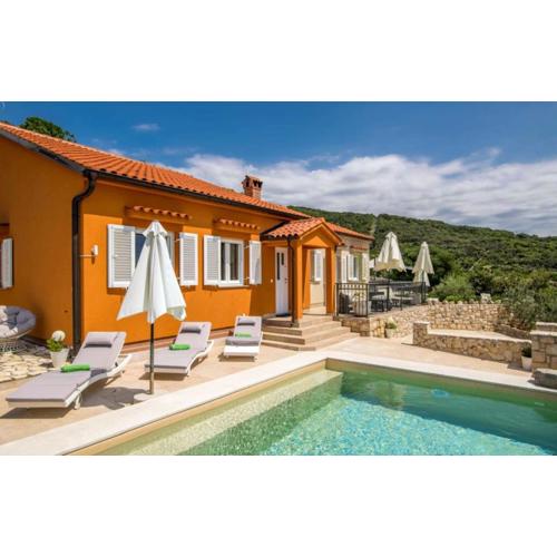 Villa Miholascica 3 in Island Cres by Villas Guide
