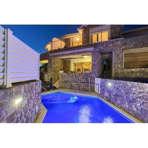 Villa Miracle 1 with heated pool
